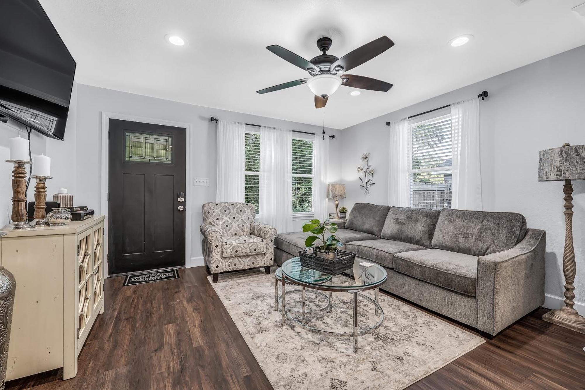 The Green Emerald Brenham Exterior foto